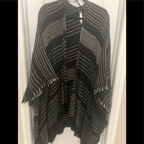 BDG Urban Outfitters Black Kimono - Picture 1 of 2